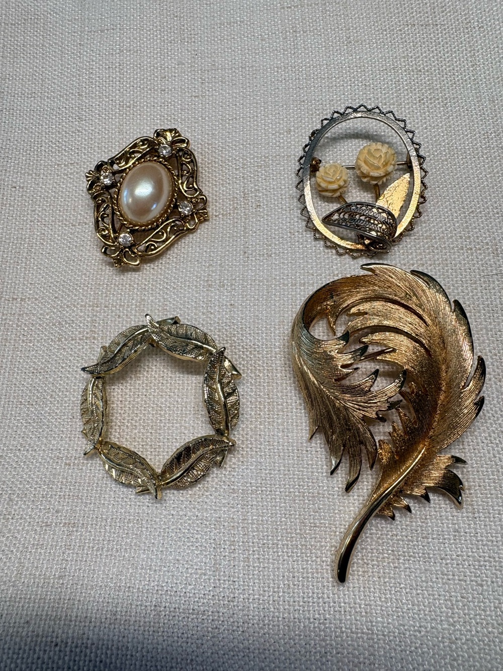 Gold-Tone Vintage Brooches - Lot of 4. Range from Mid Century to 1980s